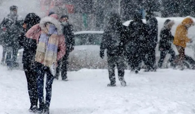 Meteoroloji Uyardı: Lapa Lapa Kar Geliyor!