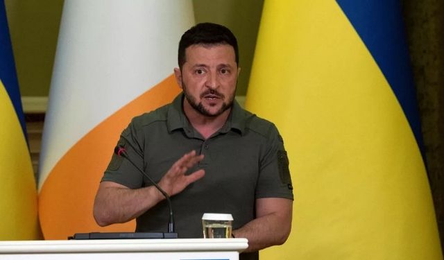 Zelenskiy Ukrayna Genelkurmay Başkanı'nı Görevden Aldı!