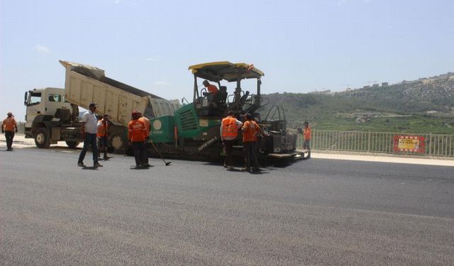 Mersin Büyükşehir'den heyelan riskine önlem