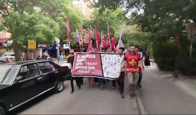 Ankara’da Suruç Katliamı anmasına polis müdahale etti, çok sayıda eylemci gözaltına alındı