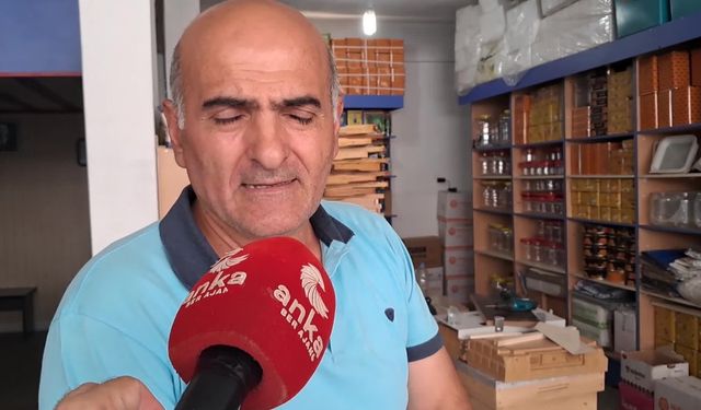 Berber Refik Yerebakan: "Bir tabak yemek için üç kişiyi tıraş etmen lazım”