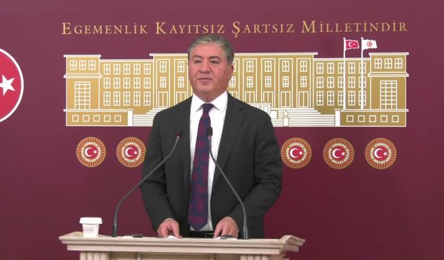 CHP Grup Başkanvekili Emir: "Kadrolaşmak için öğretmelerimizin hayalleriyle oynamaya devam ediyorlar"