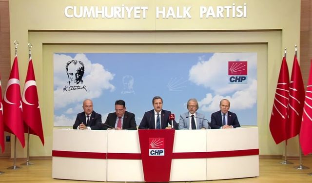 CHP’de 'Mavi Vatan' toplantısı... Deniz Yücel: “Bizim için Mavi Vatan; Karadeniz, Ege Denizi ve Akdeniz’deki meşru çıkarlarımızdan bir adım bile geri atmamaktır”