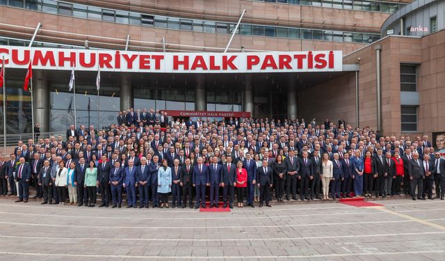 CHP'li belediyelerde "Emekli Halk Kart" uygulaması için tarih belli oldu, Ekim ayına kadar çalışmaların tamamlanması bekleniyor