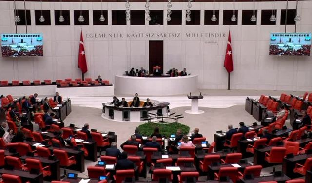 CHP’li İnan Akgün Alp: Çıldır Gölü kenarında yaşayan yurttaşlarımız mağdur ediliyor, mağduriyetleri giderin