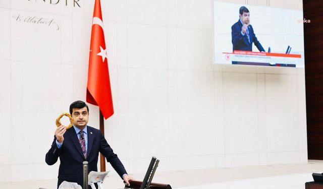 Deniz Demir: "Bu vatanın gençlerine hak ettikleri insanca yaşam sunulmuyor"