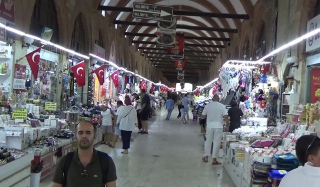 Edirne Arasta Çarşısı Derneği Başkanı Bayrak: “Turistlere fahiş fiyat uygulayan esnaf var”