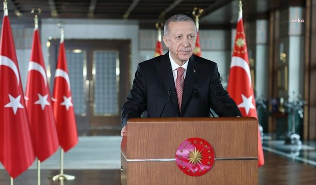 Erdoğan: Yeni uydumuzla Türkiye'nin uydularının ulaştığı nüfusu 5 milyara çıkaracağız