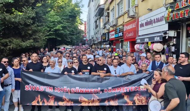 Eskişehir’de Madımak'ta hayatını kaybedenler anıldı:  Toplumsal hafızamız bu katliamı cezasız bırakanları unutmadı