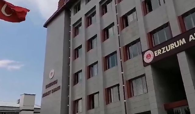 İmamoğlu’na taşlı saldırı davasında karar çıktı.. 28 sanığa 6’şar ceza verildi, cezalar ertelendi