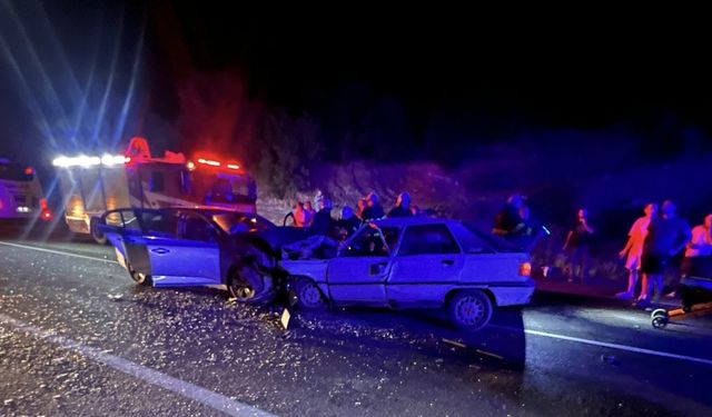 Isparta-Antalya karayolunda meydana gelen kazada 3 kişi yaşamını yitirdi