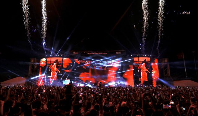 İstanbul Festivali boyunca metro ve Marmaray sefer saatleri uzatılacak