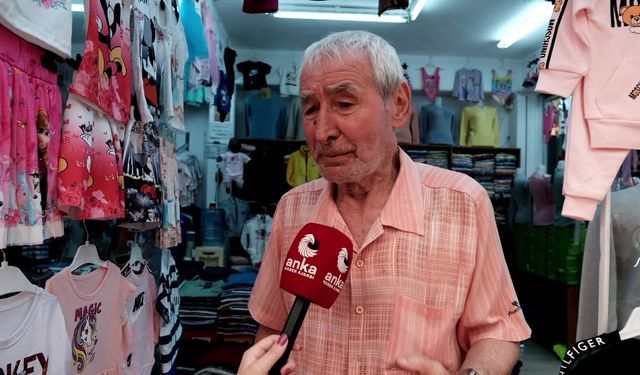 Marmaris esnafı: "Bu sene sezon çok kötü. 80 yaşındayım, direniyorum"