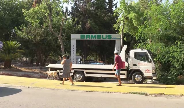 Muratpaşa Belediyesi’nin halka açtığı Bambus plajında araç işgali sona erdi 