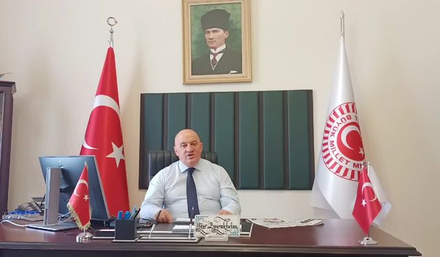 Uğur Bayraktutan: "2024 Türkiye’sinde köy yolu 17 gündür kapalı”