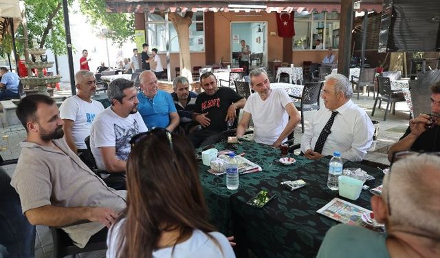 Başkan Şadi Özdemir Demirci’de mahalle halkını dinledi