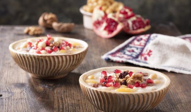 Bolluk ve bereketin simgesi Aşure...  Sağlıklı içeriğiyle bedenin de dostu