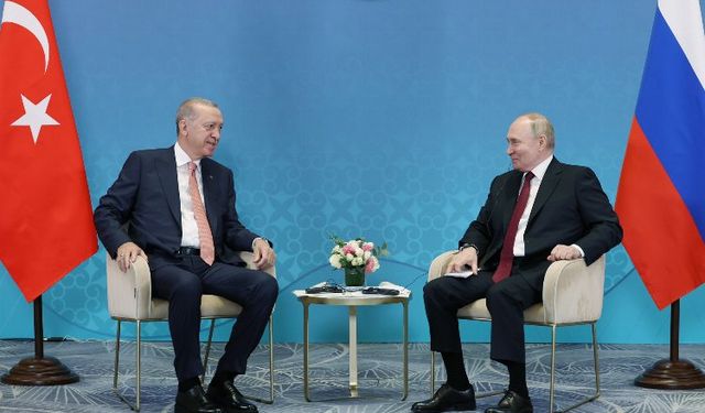 Erdoğan-Putin'le görüştü... Erdoğan'dan Putin'e Türkiye daveti