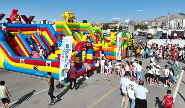 Malatya'da Konteyner Kent'te festival coşkusu