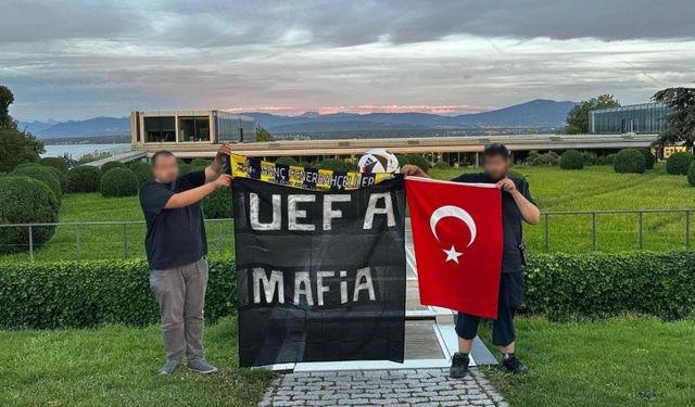 UEFA’nın Kapısında ''UEFA Mafia'' Pankartı Açtılar!