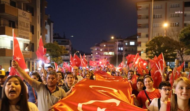 Büyük Zafer’in 102’nci yılında Şehitkamil’de fener alayı