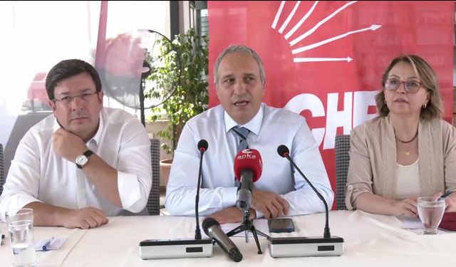 CHP heyeti, "Eğitim Buluşmaları" kapsamında Çanakkale'de... Özçağdaş, "Çocuklarımızın inşaatlardan düşerek, iş makinalarına kapılarak ölmelerini gözyaşlarıyla izliyoruz"