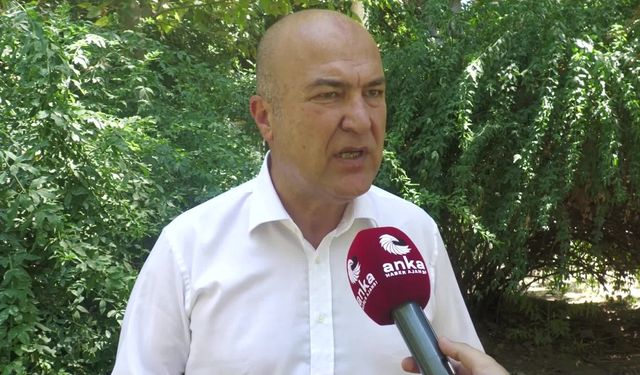  CHP'li Bakan'dan Menemen'de ihalesi yapılmadan bir arsaya "Torunlar GYO Proje Alanı" yazılı levha dikilmesine tepki: İş üstünde yakalandılar