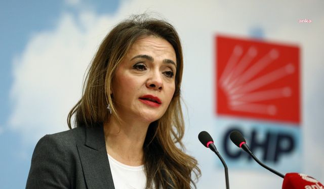 CHP'li İlgezdi: "Uzmanların ısrarla uyardığı büyük İstanbul depreminde insanların toplanma alanlarında AVM'ler yükseliyor"