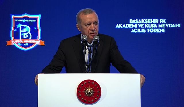 Cumhurbaşkanı Erdoğan: "Futbola husumetin, holiganlığın, kavganın, ideolojinin girmesi her şeyden önce sporun ruhuna zarar verir"