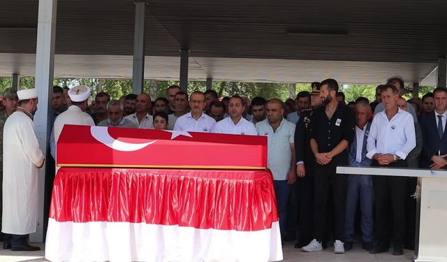 KKTC'deki trafik kazasında şehit olan Piyade Er Uğurcan Işık, Malatya'da son yolculuğuna uğurladı