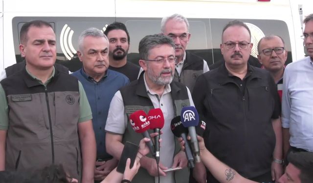 Orman yangınları... Bakan Yumaklı: “Azerbaycan bir yangın söndürme uçağı tahsis etti”