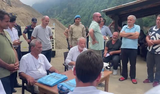 Rize Sel Kapanı İçme Suyu Gölet Projesi'nin ''ÇED Gerekli Değildir'' kararına köylülerden tepki: "Ne istiyor bu devlet yetkilileri bizden?"