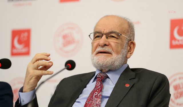 Temel Karamollaoğlu: "TBMM'de dökülen kan, ülkemizin demokrasi kültürüne kara bir leke olarak geçmiştir"