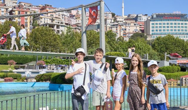 Ukraynalı çocuklar İstanbul'da: "Siren sesi duymadan uyuyabiliyorlar"