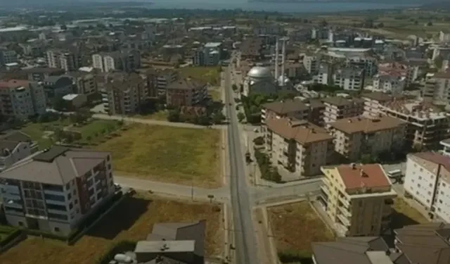 Bursa Akçalar'da okul ve sağlık ocağı yetersizliği