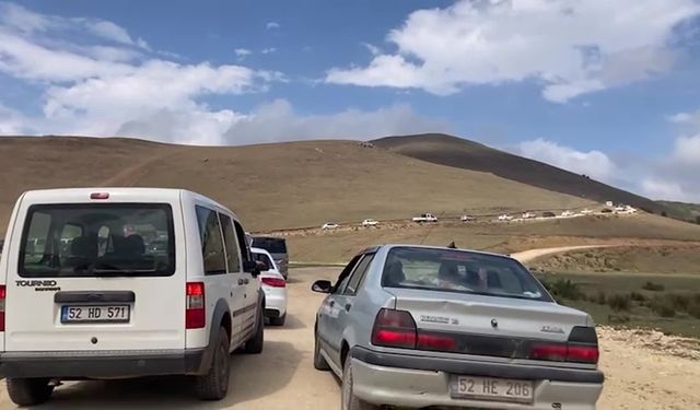 Aybastı halkı maden arama çalışmalarına engel oldu. Bölgeye yeniden gelen şirket çalışanları, halk tarafından kovuldu