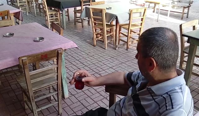 Çaya gelen zamma vatandaşlar tepkili: "Çay ocağında çay içemez olduk. Evden demleyip getireceğim"