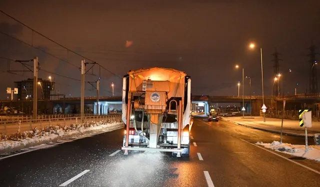 Kayseri Büyükşehir gece gündüz sahada