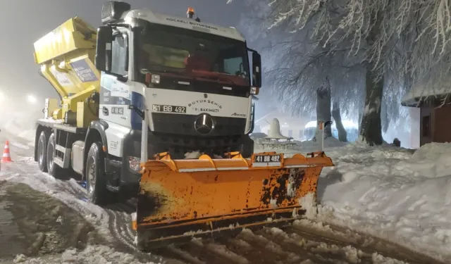 Kar Timleri’nden yılbaşı mesaisi