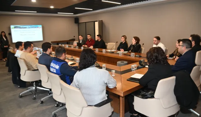 Manisa Büyükşehir'den hizmet içi 'resmi yazışma' eğitimi