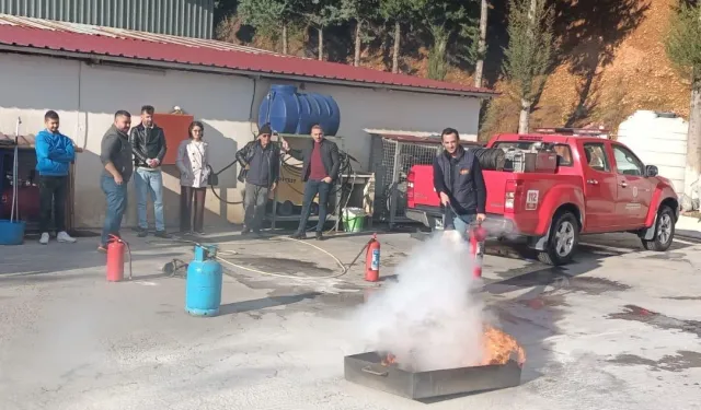 Muğla İtfaiyesi'nden baca temizlik eğitimi