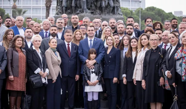 CHP İzmir'de Çağatay Güç dönemi başladı