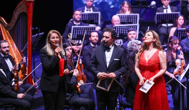 Efsane Soprano Leyla Gencer Bakırköy’de anıldı