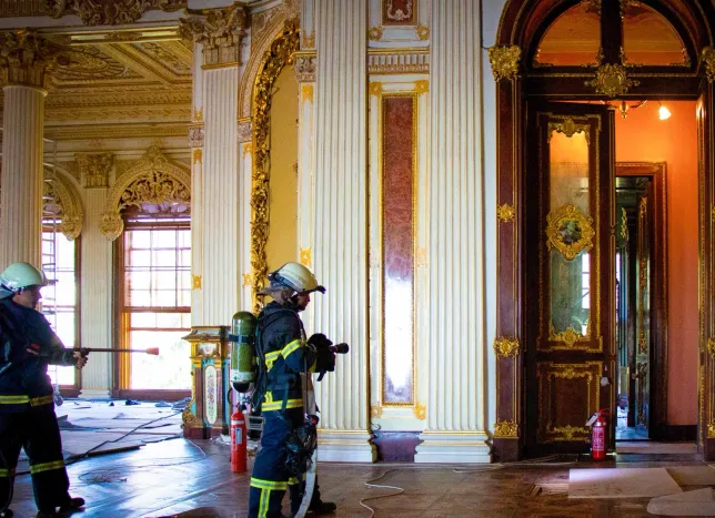 Dolmabahçe Sarayı’nda gerçekçi yangın tatbikatı!