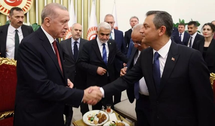 Erdoğan ve Özel Görüşmesi Başladı!