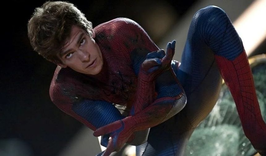 Andrew Garfield 'Örümcek Adam'a Geri Dönecek mi?