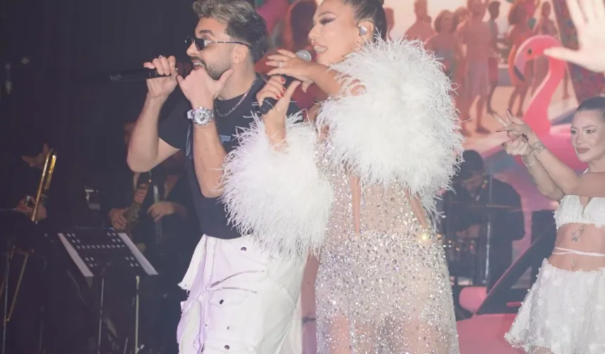 Demet Akalın’dan 'yerinde dur'amayan konser!