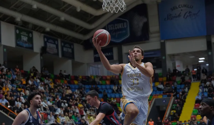 Konya pota ve filede yenilgi yüzü görmüyor